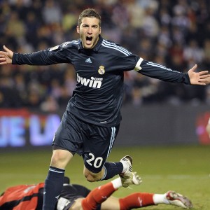 爱游戏内容中心-经典战役：那些令人“血脉膨胀”的瞬间重温，让人血脉膨胀的镜头