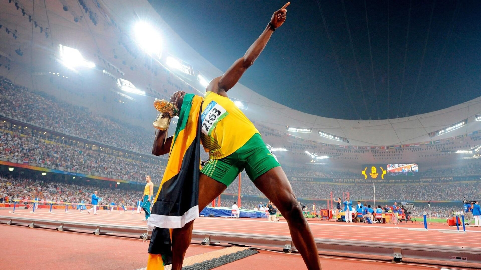 曼联大手笔签约超级前锋，欲冲击赛季冠军，曼联十大前锋